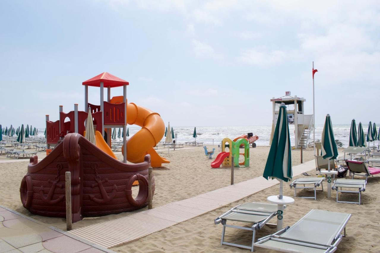 Cristina N. 01 * Lido di Jesolo